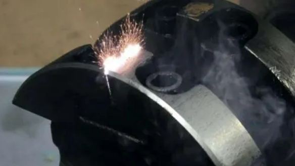 laser rust removal & laser cleaning machine the efficient solution for industrial surface treatment 1